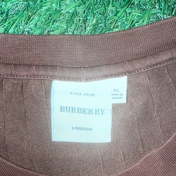 Burberry Men's Brown Tee with Plaid Pocket Made In London - Picture 2 of 6